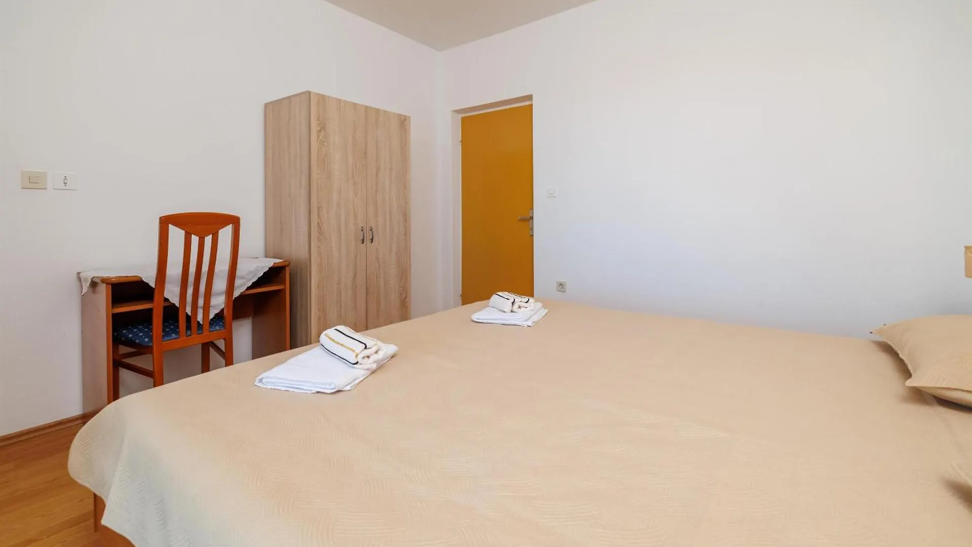 Guest house Rooms Mande Banjol
